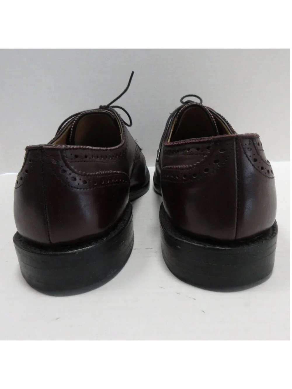 Allen Edmonds Shoes 11 C Red Lexington Derby Leather Brogue USA *